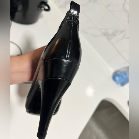 Burberry Prorsum Patent Leather Booties - Picture 6 of 12